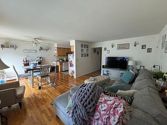 4th image of 157 3rd Ave