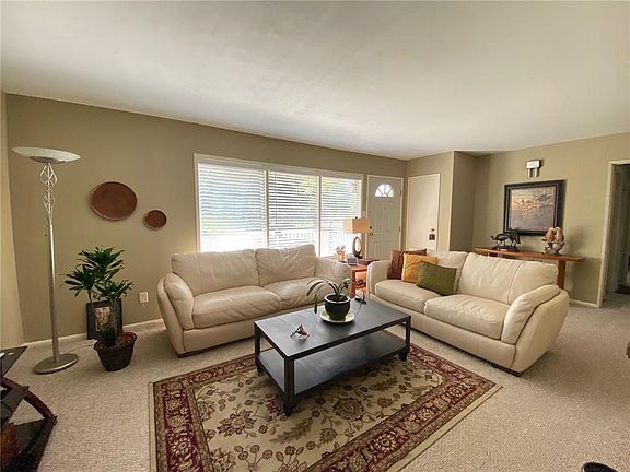2nd image of 49 Fairlawn Dr