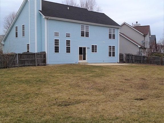 2nd image of 1658 Blackwell Ln