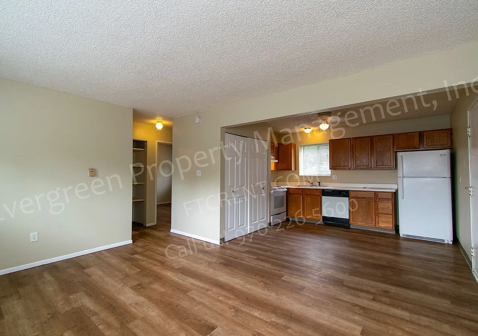 1931 Ross Ct — Photo 4