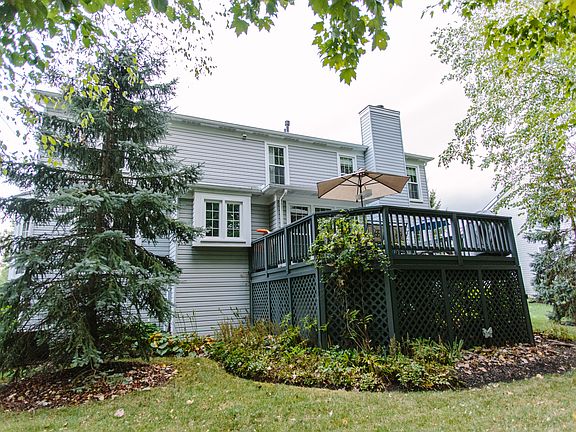 4th image of 20172 Ellsworth Dr