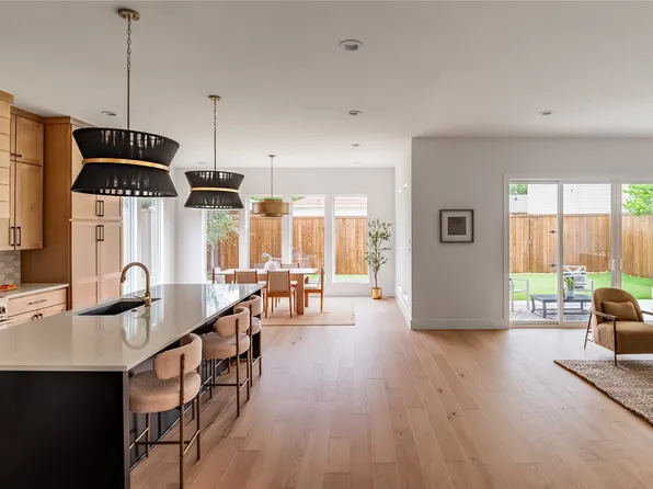 10321 Lakemere Dr, Dallas, TX 75238