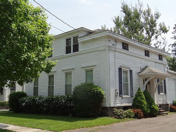2nd image of 18 N Washington Ave