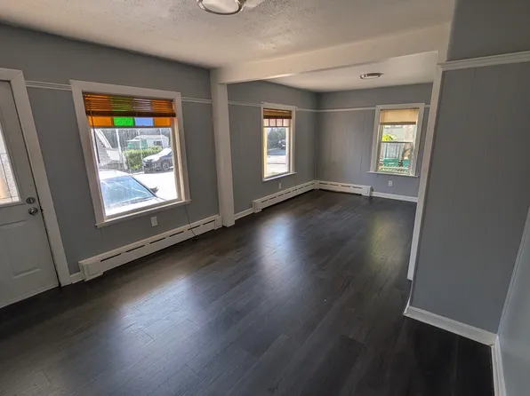36 Edward St APT 1, Fitchburg, MA 01420