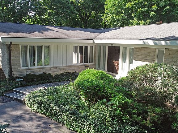 5th image of 89 Cary Ave