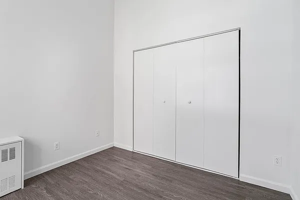 Bedroom, photo 2