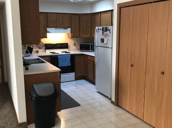 724 Medinah Ct APT C