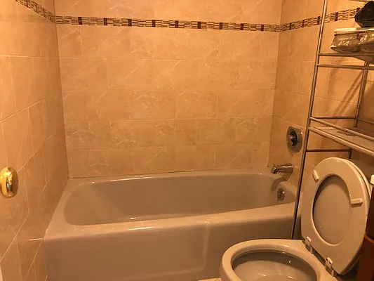 Rented by 18 REALTY | media 29