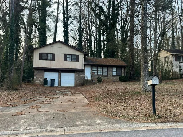 1115 Palisades Dr, Ellenwood, GA 30294