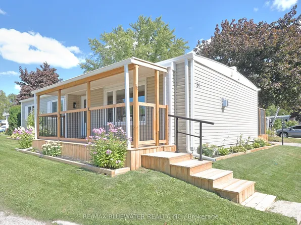 34 Pebble Beach Pkwy, South Huron, ON N0M 1T0