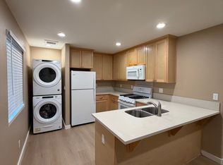 429 W 23rd St #D, Merced, CA 95340