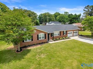 306 Buckeye St, Athens, AL 35611