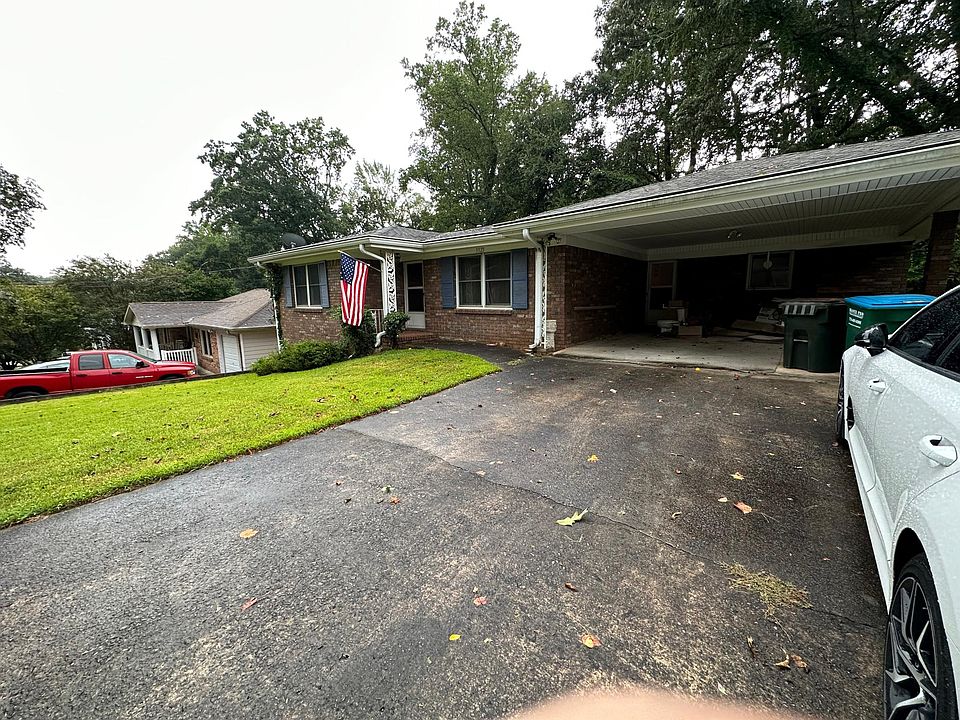 1st image of 3323 Northside Dr