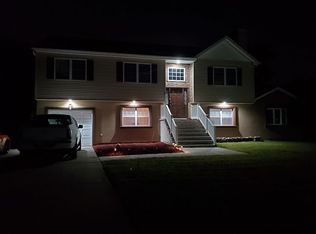 2 Buddy Ln, Islip Terrace, NY 11752
