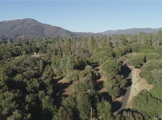 4 Valley View Rd, Mariposa, CA 95338