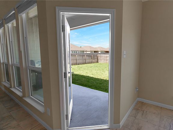 4th image of 623 Rivington Dr