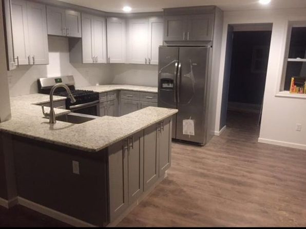 128 N Main St FLOOR 2