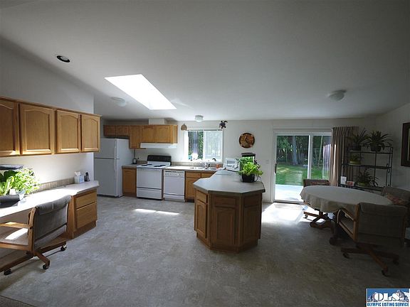 5th image of 62 Manzanita Dr