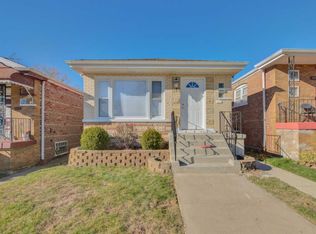 9352 S Yates Blvd, Chicago, IL 60617