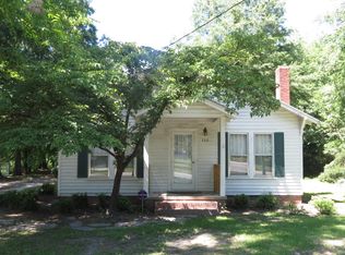722 W Main St, Faison, NC 28341