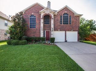 4752 Madison Dr, Grand Prairie, TX 75052