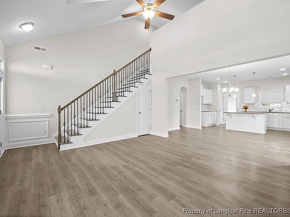 4th image of 3786 Glencourse Way