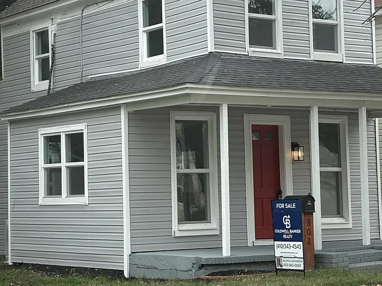 802 Fairmount Ave — Photo 3