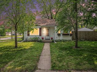 608 Oak St, Valparaiso, IN 46383