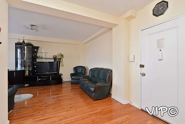 Sold by Exit Kingdom Realty | media 28