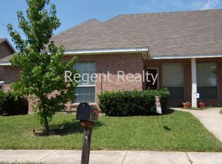 825 Brockden Dr, Mesquite, TX 75149