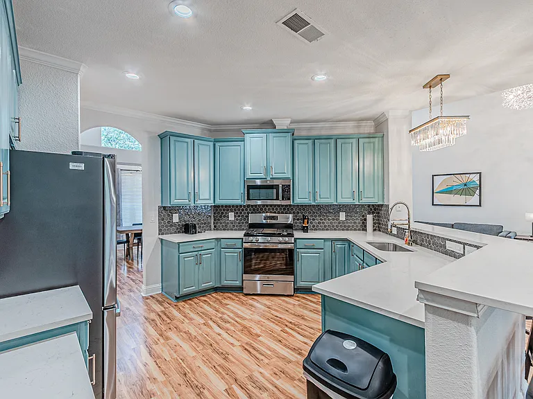 4224 Las Brisas Dr — Photo 13