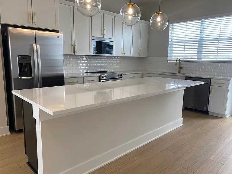 4118 Indiana Ave — Photo 17