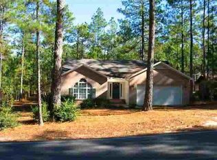 495 Longleaf Dr SW, Pinehurst, NC 28374