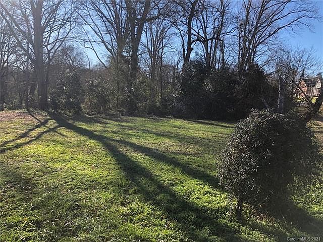1st image of 1 Linestowe Dr #70