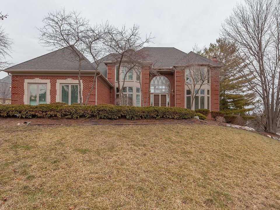 1st image of 852 Andover Dr