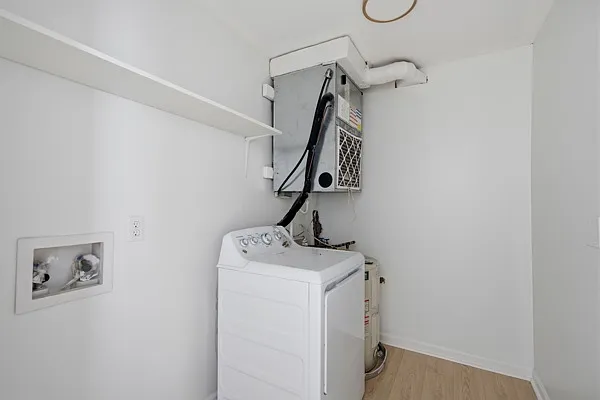 470 S Main St #203 — Photo 22
