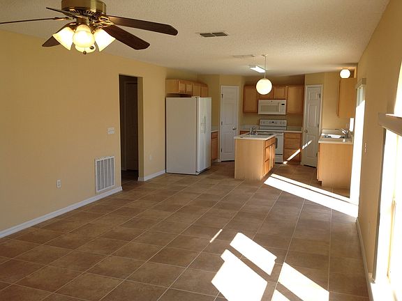 4th image of 11749 Nimbus Ln