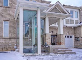 26 Windrow St, Richmond Hill, ON L4E 0C1