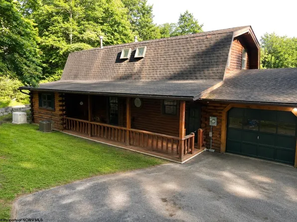 621 Gaston Manor Rd, Jane Lew, WV 26378