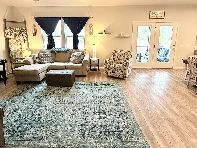 945 Longleaf Dr — Photo 5