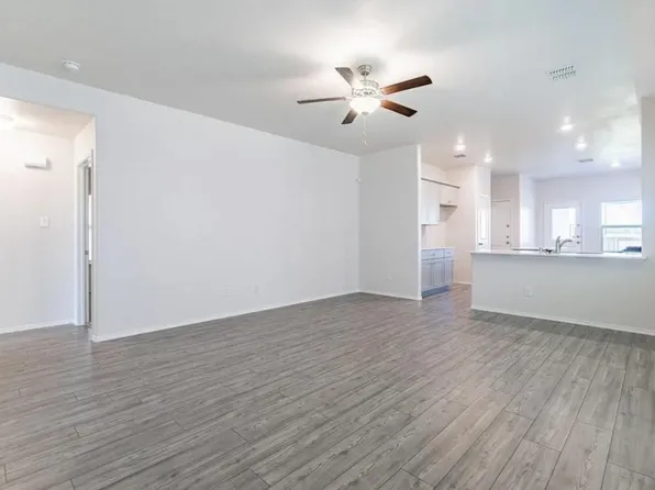 2281 Obsidian Dr, Aubrey, TX 76227