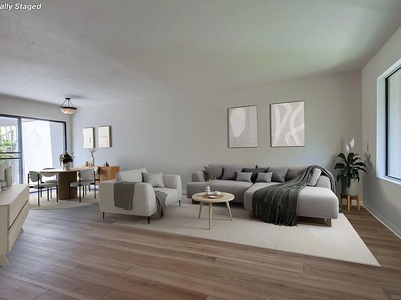 2nd image of 8450 Via Sonoma Unit 103
