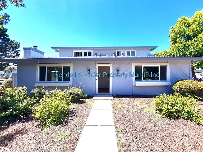 4230 Topsail Ct — Photo 1