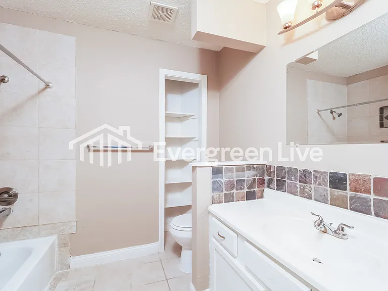18904 E Hanthorn Dr — Photo 13