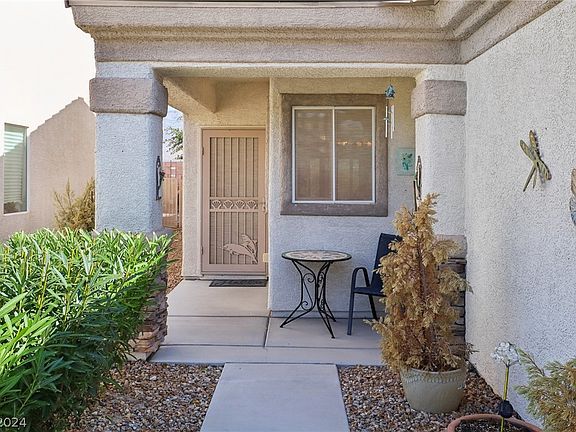 4th image of 2808 Ground Robin Dr