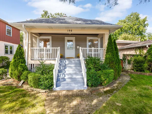 198 W Quincy St, Riverside, IL 60546