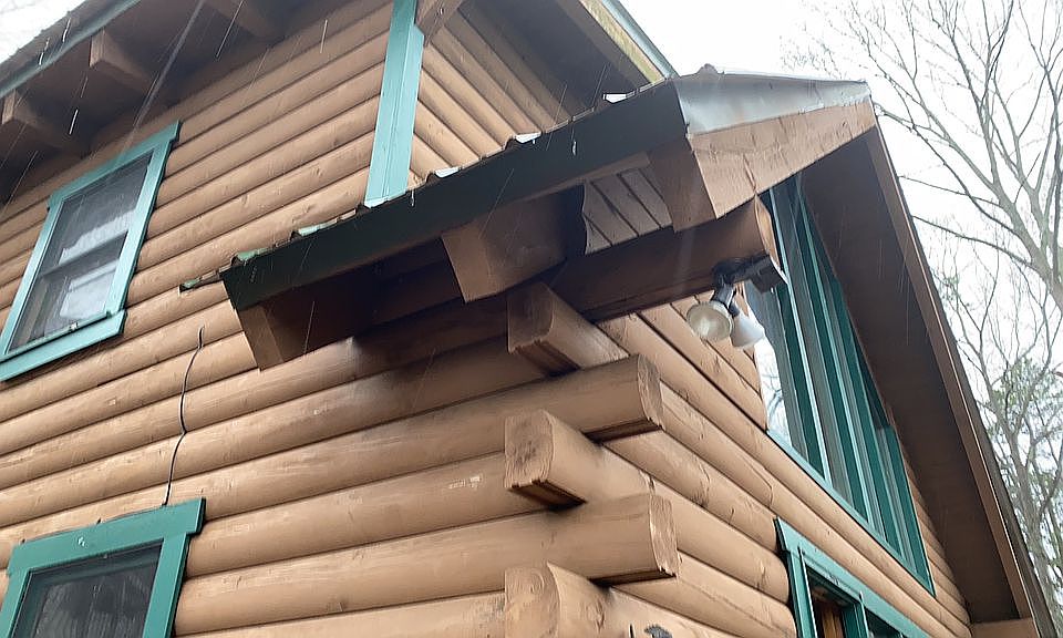 1st image of 3637 Lakeview Dr