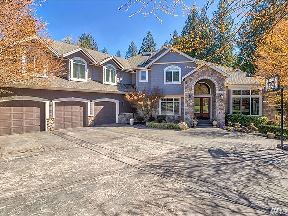 2nd image of 1838 236th Ave NE
