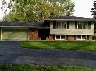 214 E Walnut St, Forrest, IL 61741