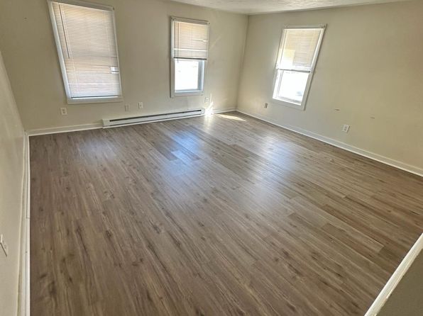 18B Bridge St #18B